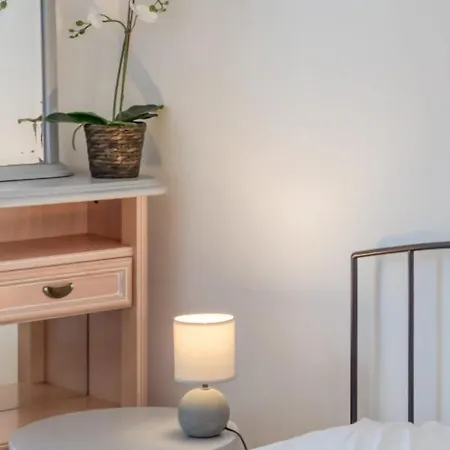 Nacre Furnished Flat Apartman *